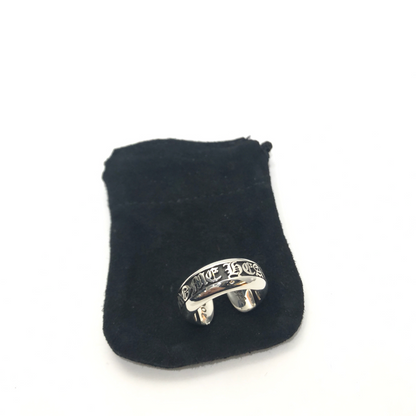 CHROME HEARTS Black Background Scroll Ring