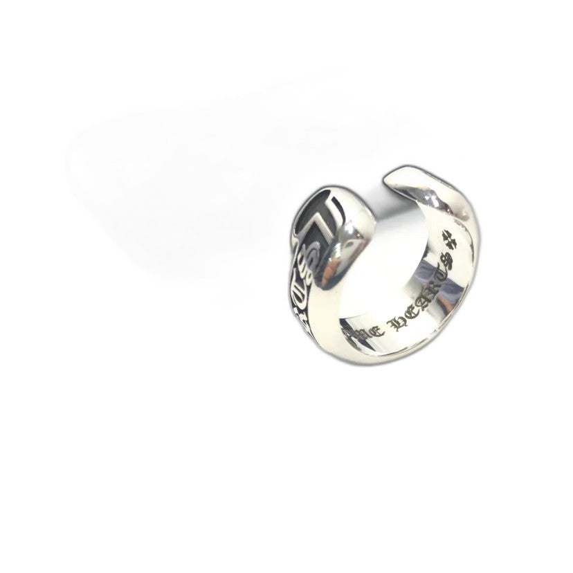 CHROME HEARTS Black Background Scroll Ring