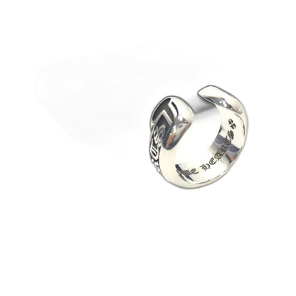 CHROME HEARTS Black Background Scroll Ring