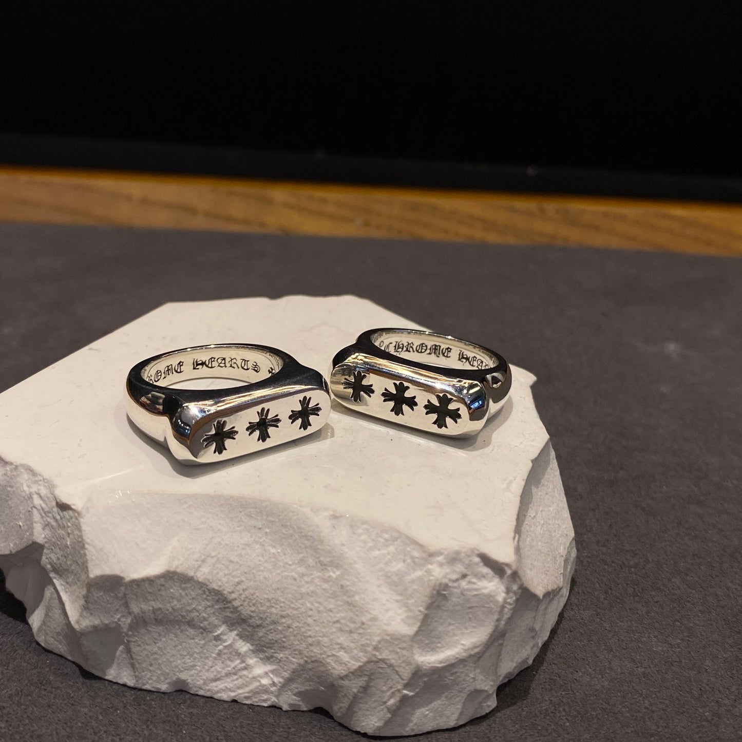 CHROME HEARTS Three Cross Flower Glossy Ring