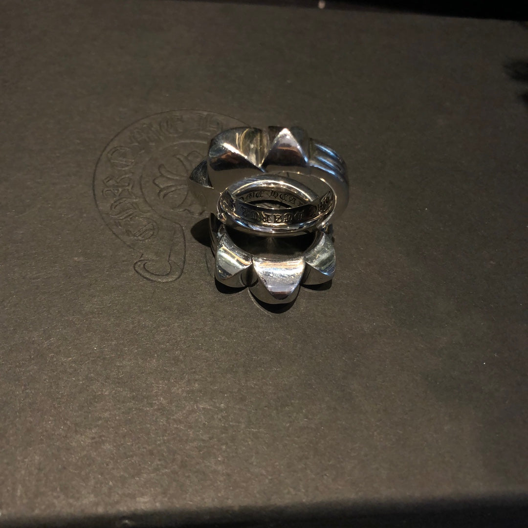 CHROME HEARTS Three-prong ring
