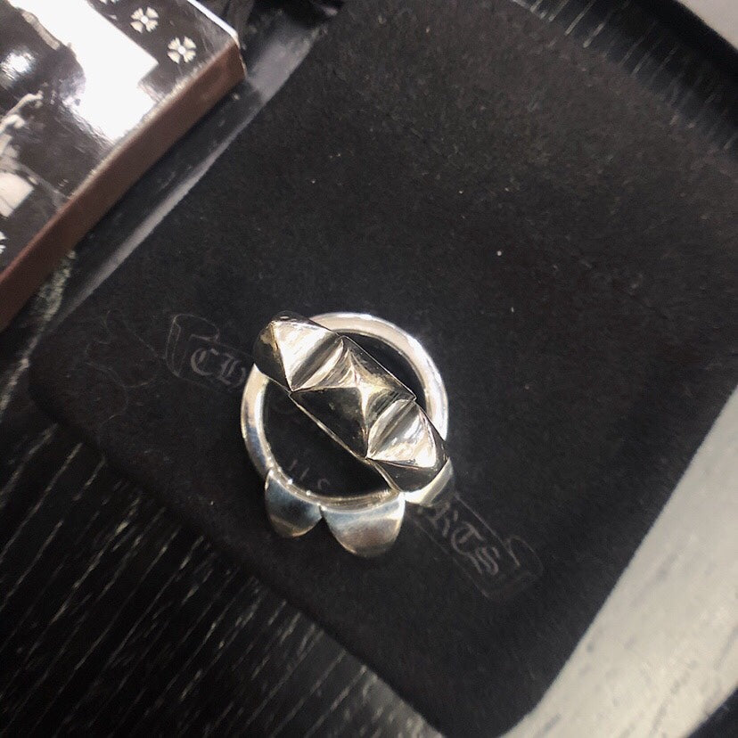 CHROME HEARTS Three-prong ring