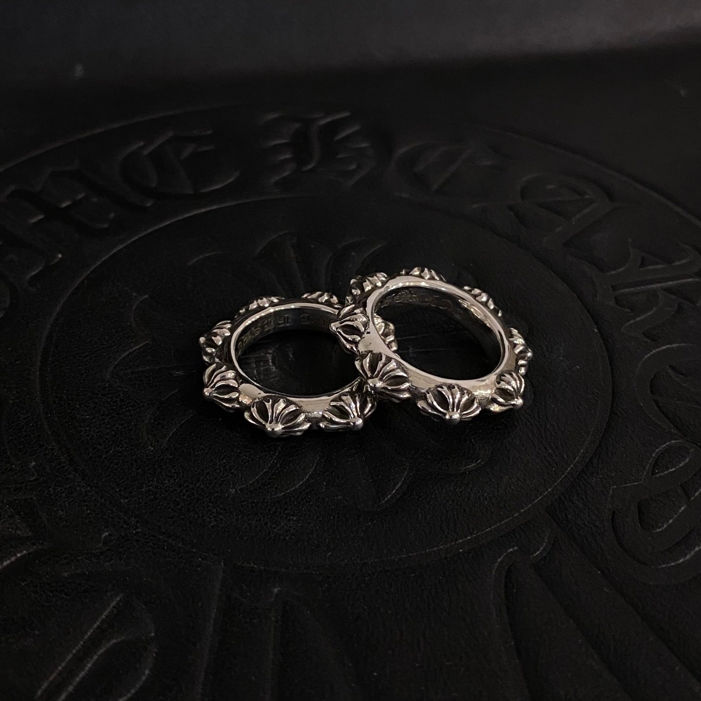 CHROME HEARTS Cross Garland Ring