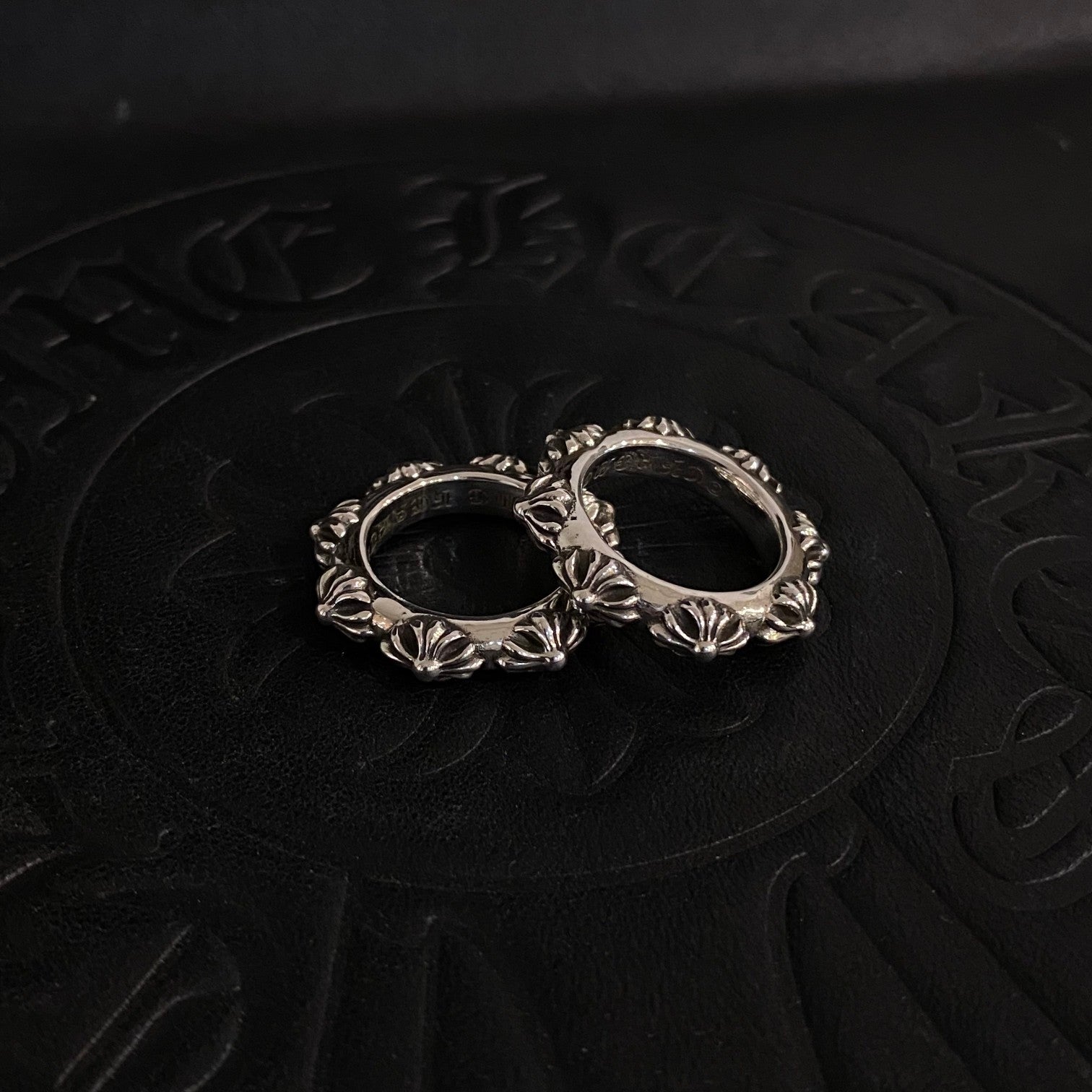 CHROME HEARTS Cross Garland Ring