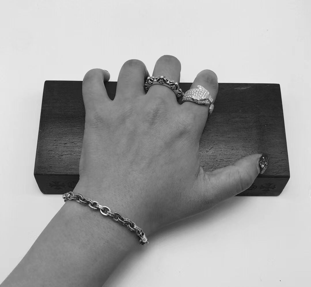 CHROME HEARTS Cross Garland Ring