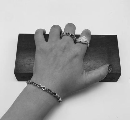 CHROME HEARTS Cross Garland Ring