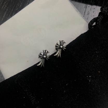 CHROME HEARTS Long Cross Earrings