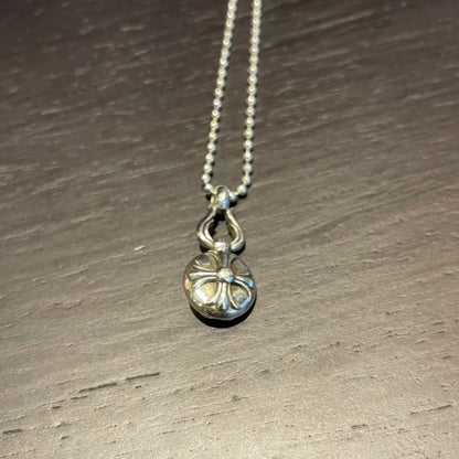 CHROME HEARTS Small Cross Horseshoe Gourd Necklace