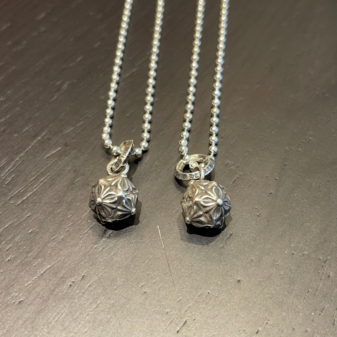 CHROME HEARTS  Six Square Cross Dice Necklace