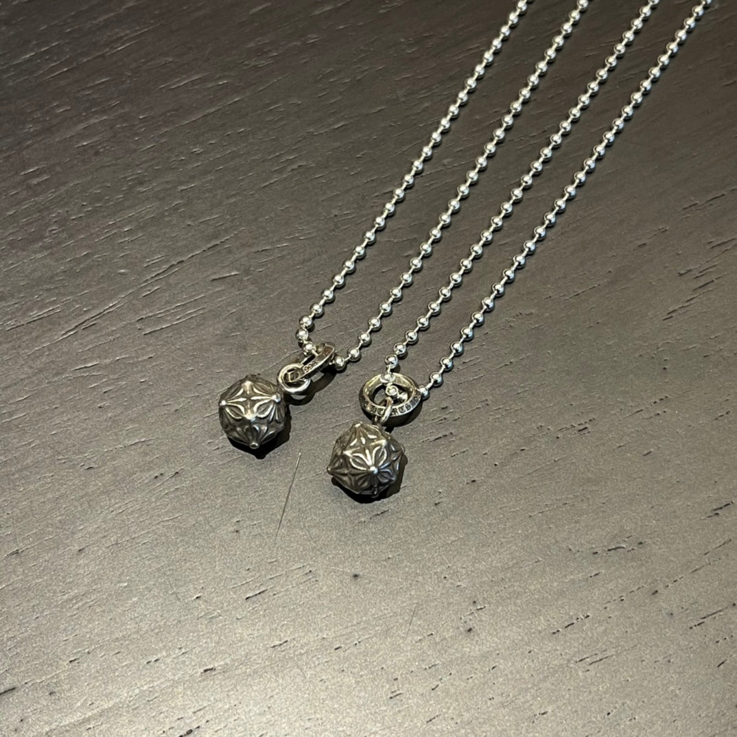 CHROME HEARTS  Six Square Cross Dice Necklace