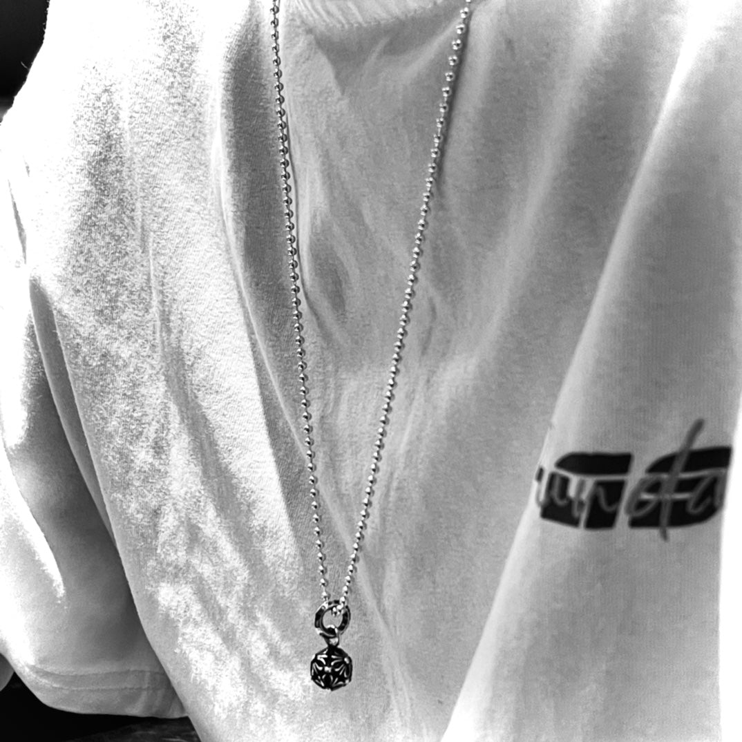 CHROME HEARTS  Six Square Cross Dice Necklace