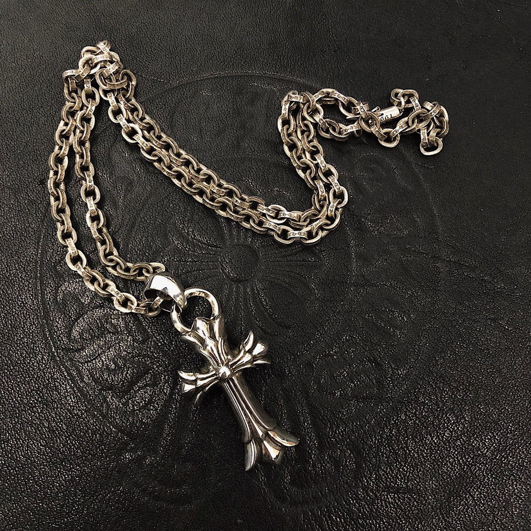 CHROME HEARTS Classic Double Cross Necklace