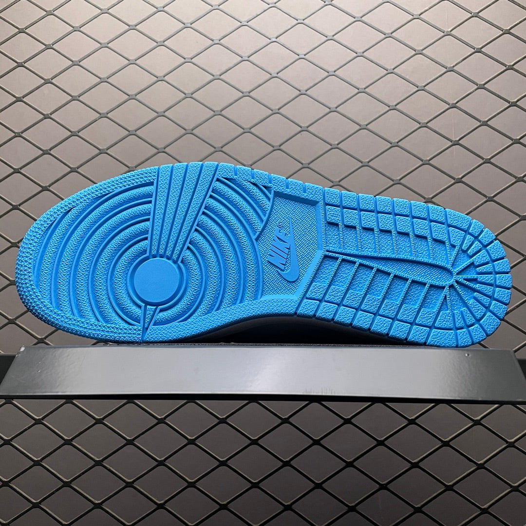 Nike SB Air Jordan 1 Low "UNC"