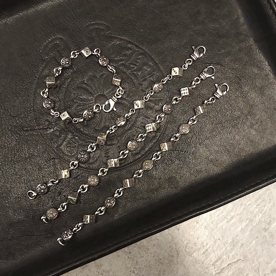 CHROME HEARTS クロムハーツ クロスダイスブレスレット