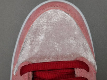 Strangelove × Nike SB Dunk Low "Valentine’s Day"