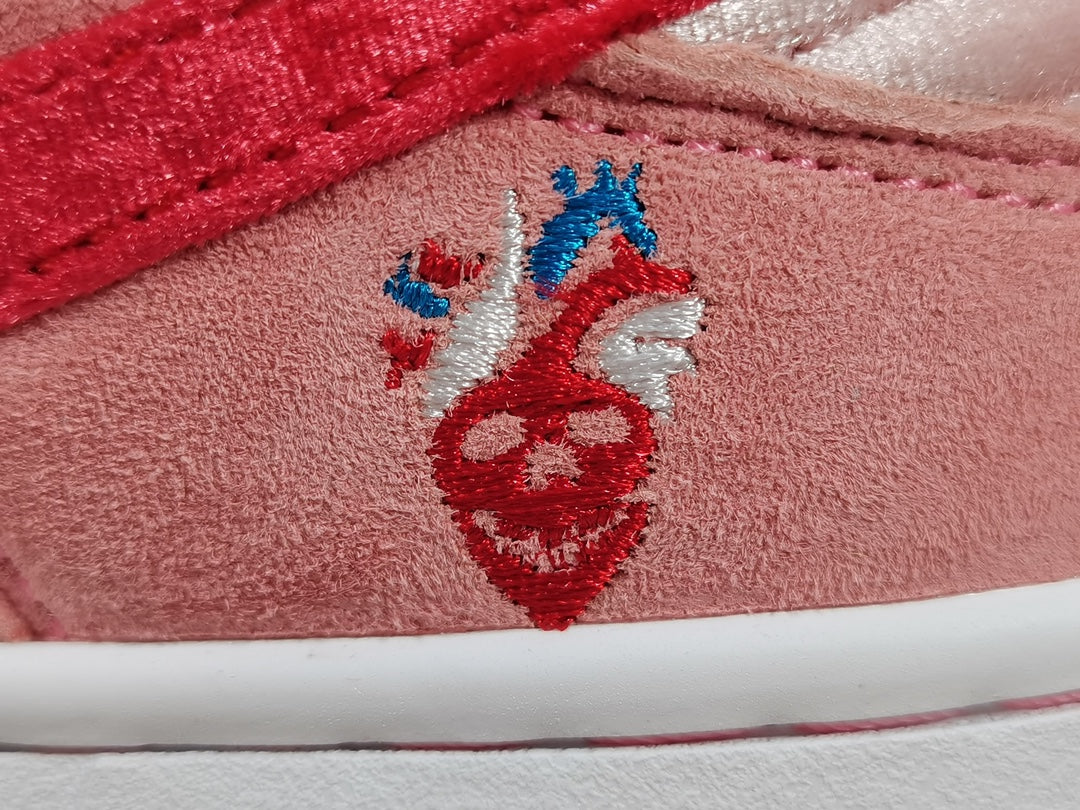 Strangelove × Nike SB Dunk Low "Valentine’s Day"