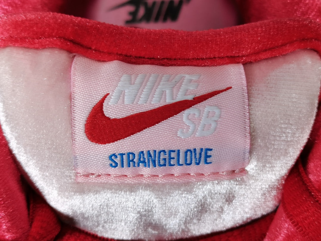 Strangelove × Nike SB Dunk Low "Valentine’s Day"