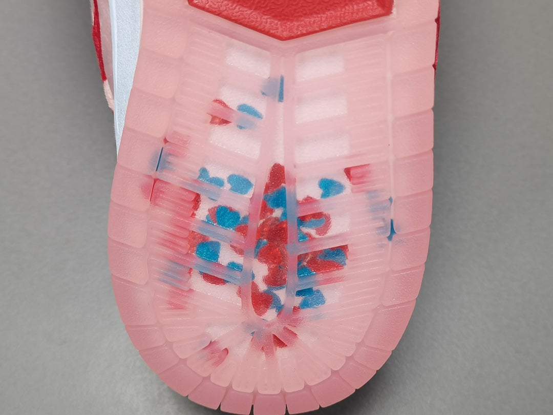 Strangelove × Nike SB Dunk Low "Valentine’s Day"