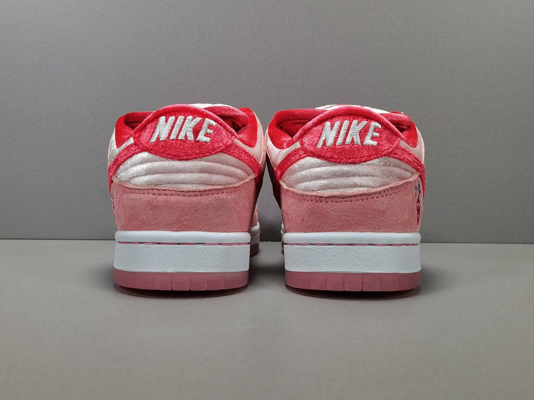 Strangelove × Nike SB Dunk Low "Valentine’s Day"