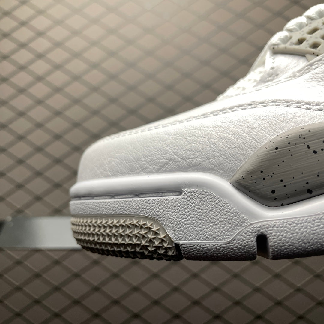 Nike Air Jordan 4 "Tech White"