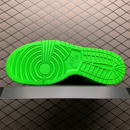 Off-White × Nike Air Rubber Dunk "Black/Green Strike"