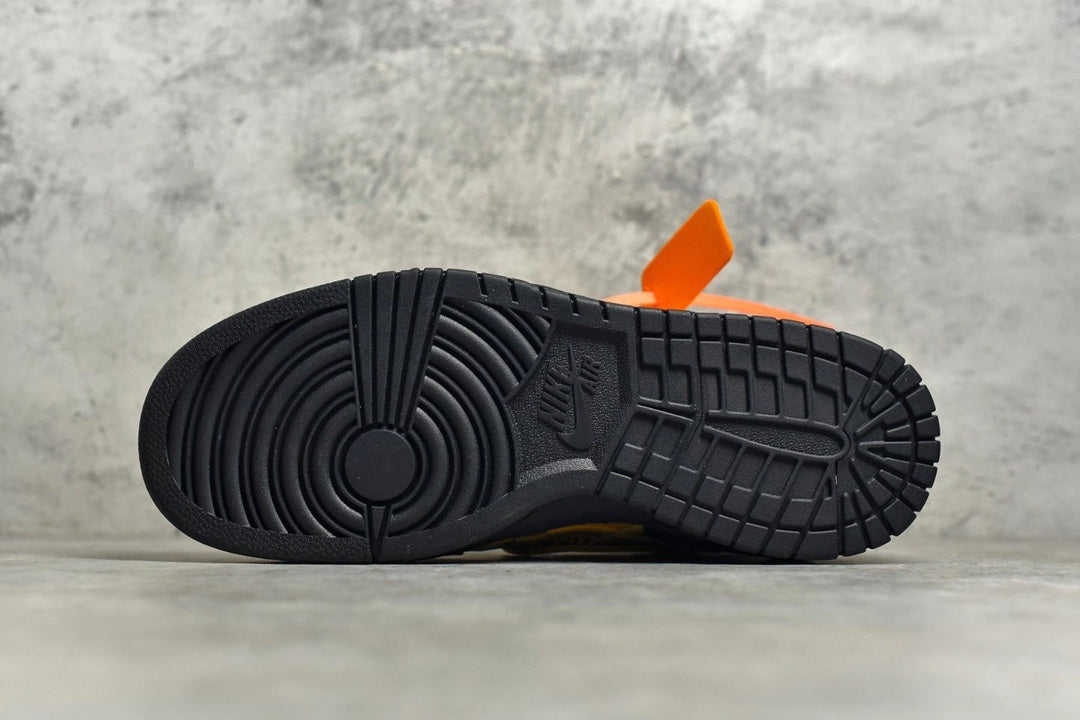 Off-White × Nike Air Rubber Dunk "University Gold"