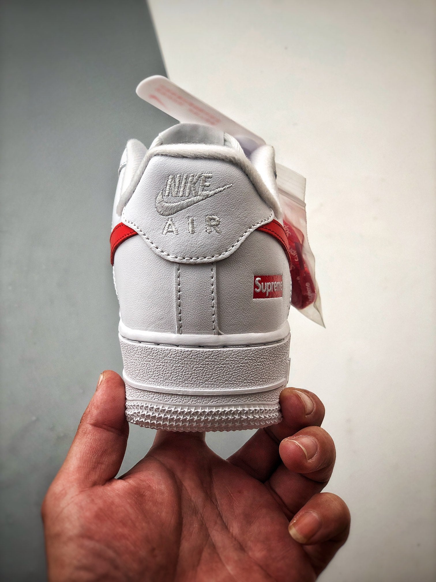 Supreme × Nike Air Force 1 Low China Exclusive "White/Speed Red"