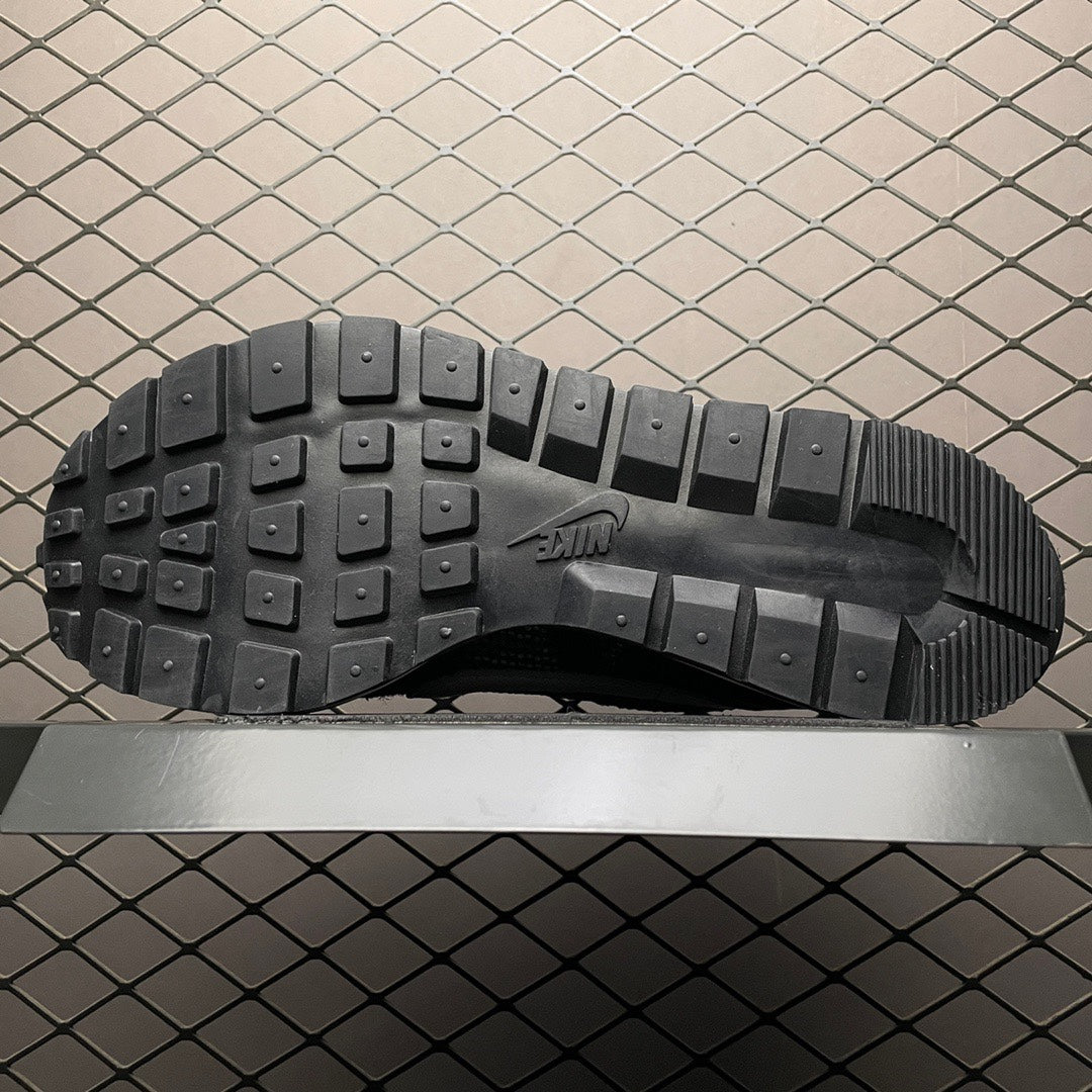 sacai × Nike Vapor Waffle "Black and White"