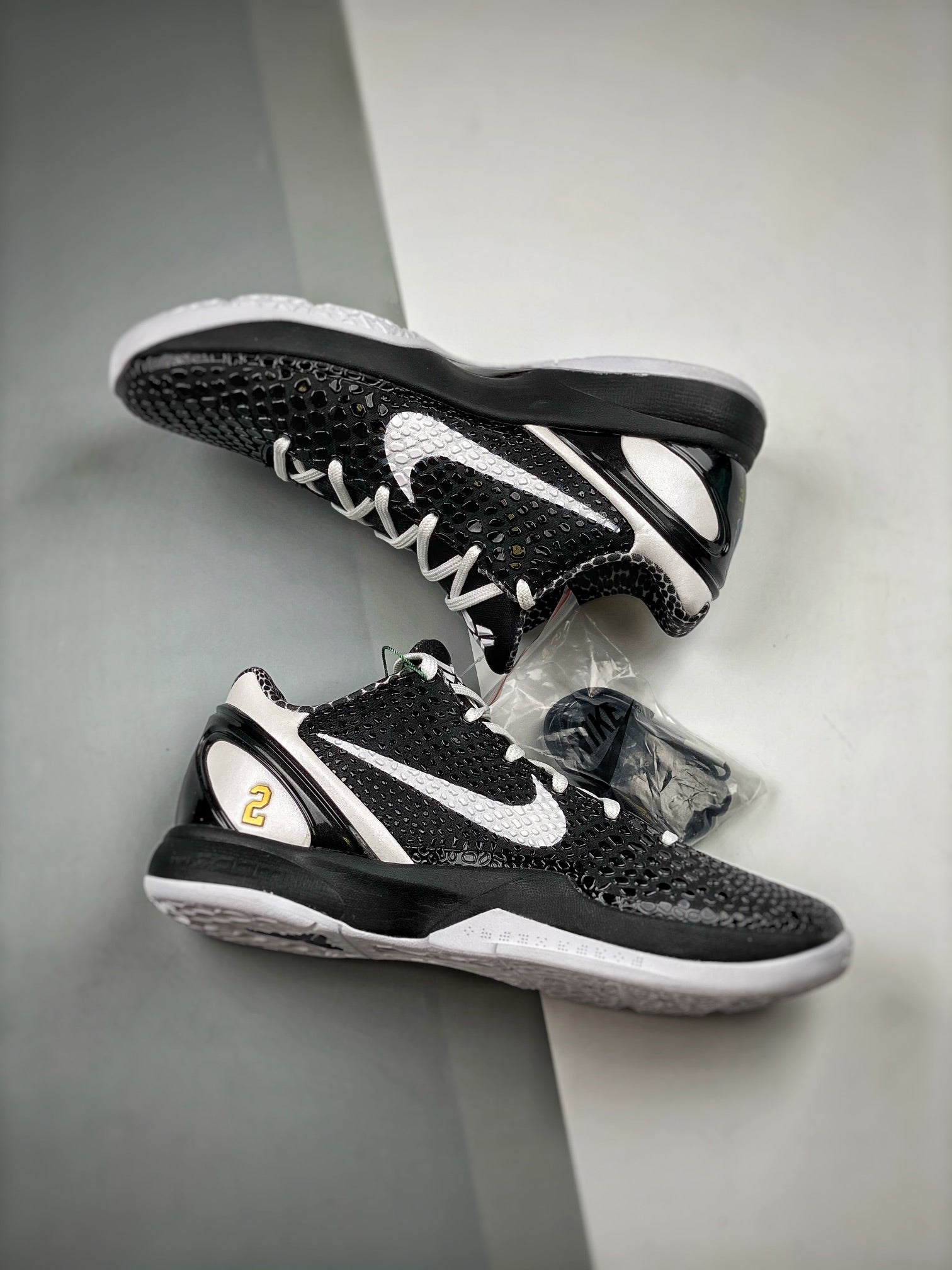 Nike Kobe 6 Protro "Mambacita Sweet 16"