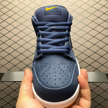 Nike SB Dunk Low Orange Label "Obsidian/Black-Light Gum Brown"