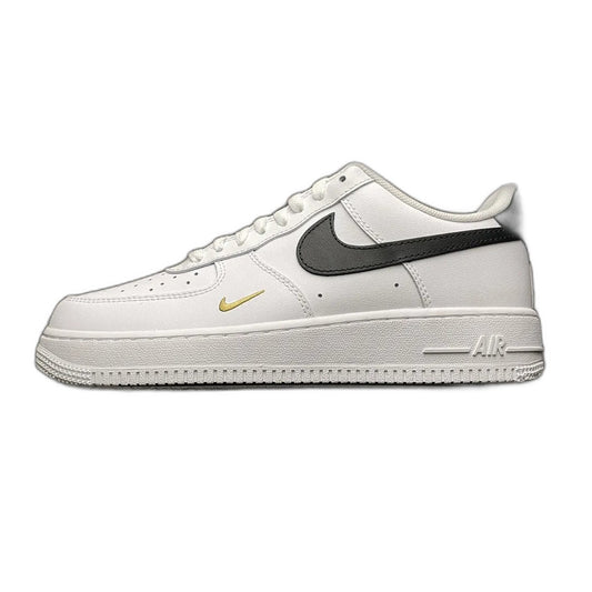 Nike Air Force 1 Low Essential sneakers