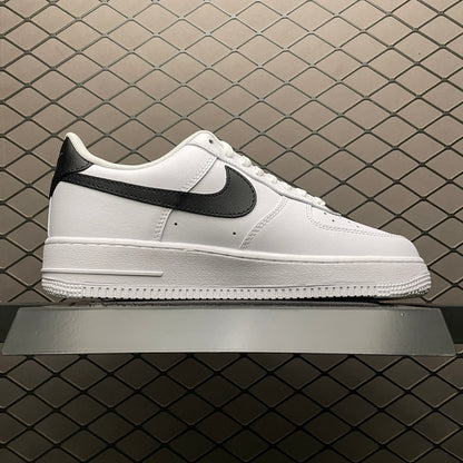 Nike Air Force 1 Low Essential sneakers