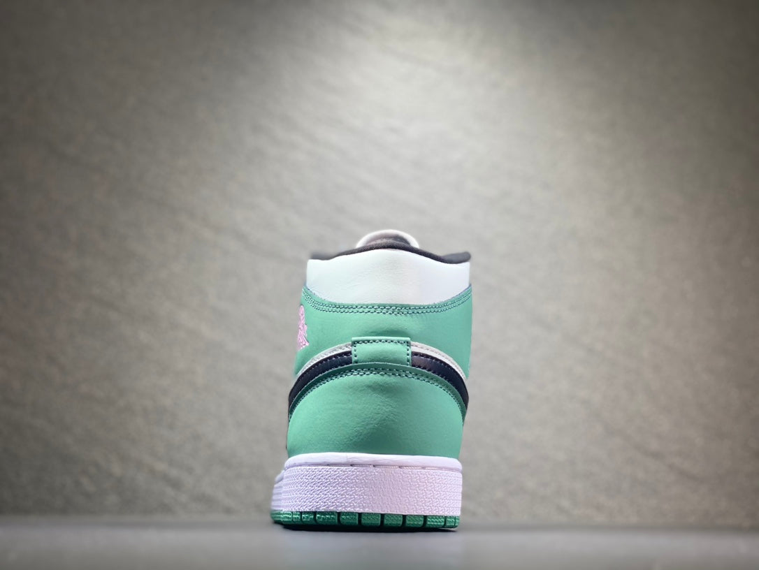 NIKE WMNS AIR JORDAN 1 MID SE "DUTCH GREEN"