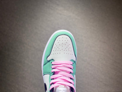 NIKE WMNS AIR JORDAN 1 MID SE "DUTCH GREEN"