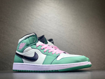 NIKE WMNS AIR JORDAN 1 MID SE "DUTCH GREEN"