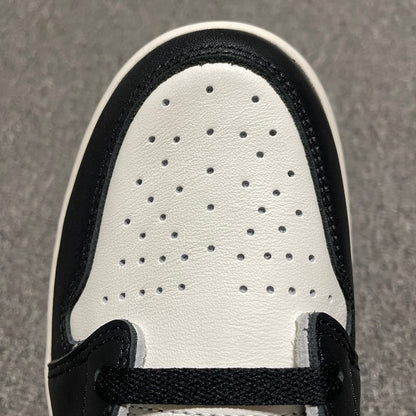 Nike Air Jordan 1 Retro Low OG "Mocha"