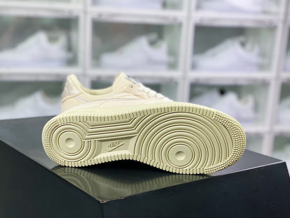 STUSSY × NIKE AIR FORCE 1 LOW "FOSSIL STONE"