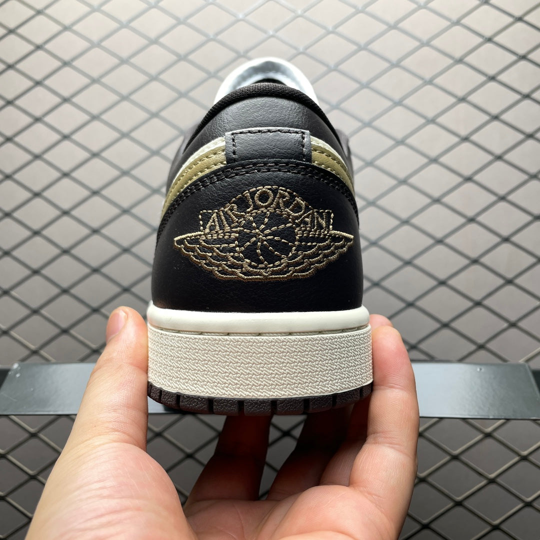Nike WMNS Air Jordan 1 Low "Shadow Brown"