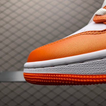 NIKE AIR JORDAN MID "ORANGE/WHITE"