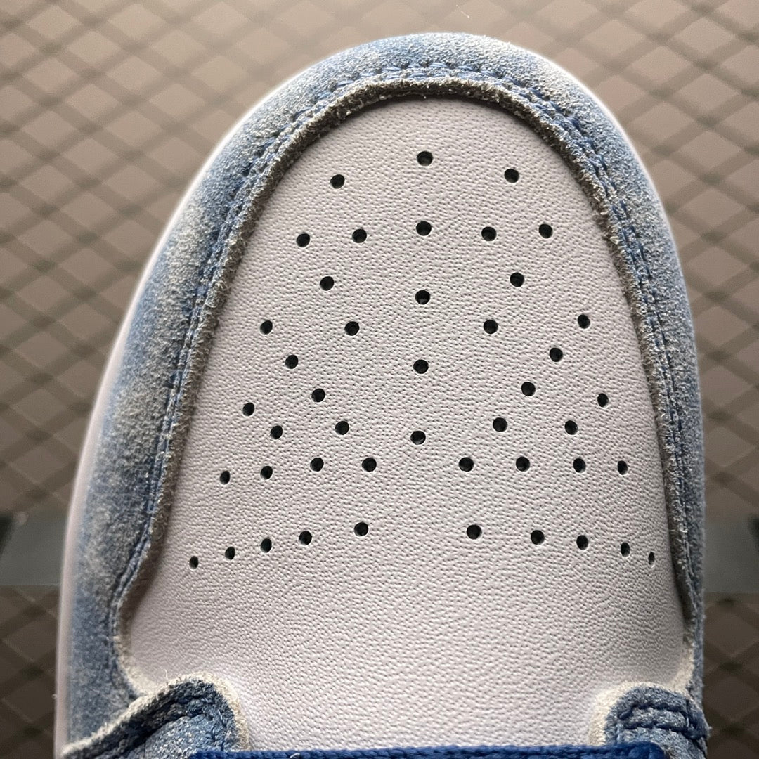 Nike Air Jordan 1 Mid SE "White/Hyper Royal/Red"