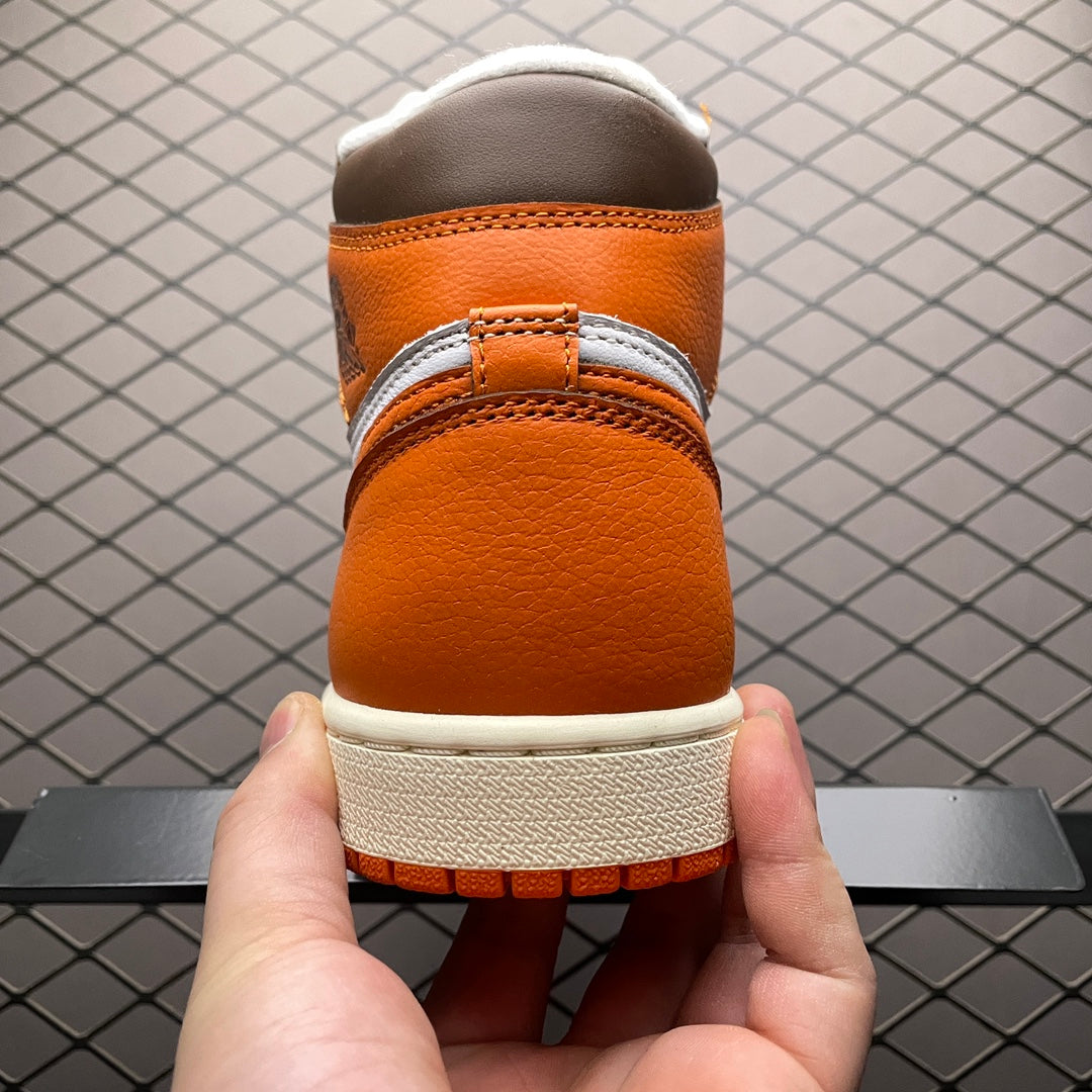 Nike WMNS Air Jordan 1 High OG "Starfish"