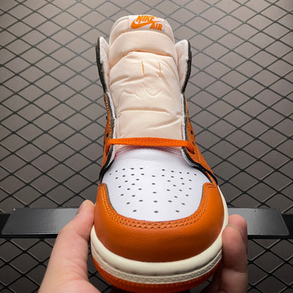 Nike WMNS Air Jordan 1 High OG "Starfish"