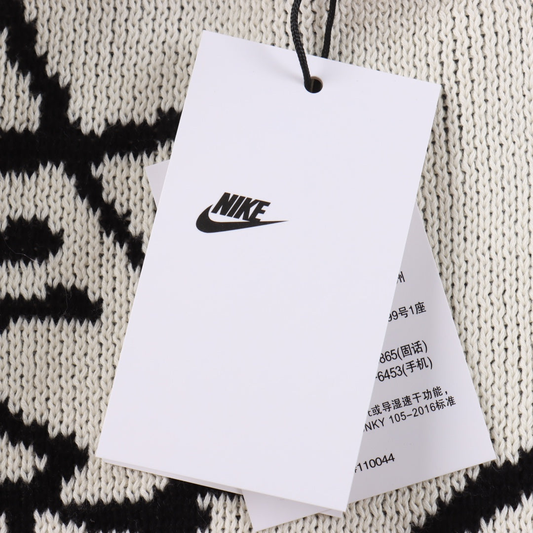 Stussy x Nike  SS23 Logo graphic print knitted sweater