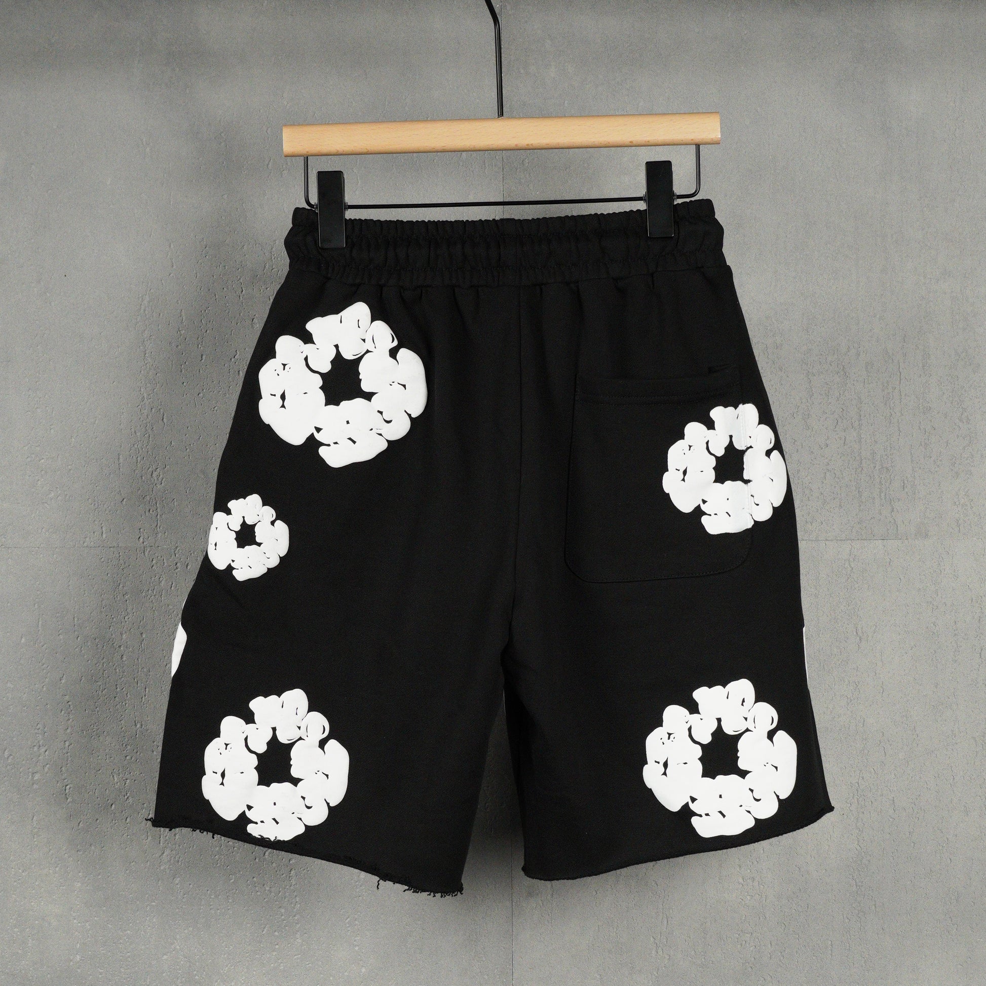 Denim Tears The Cotton Wreath Shorts 'Black'