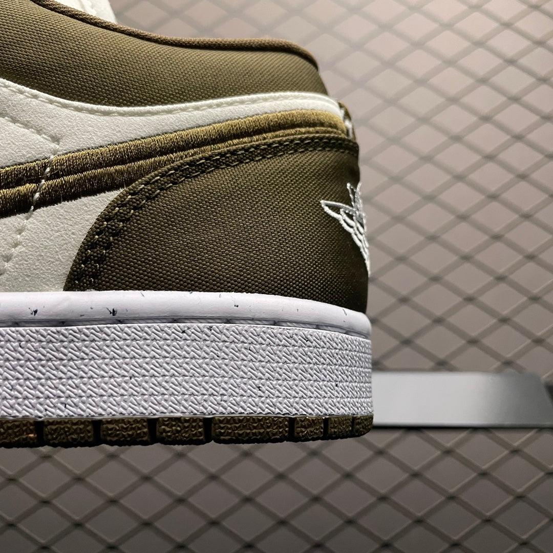 Nike WMNS Air Jordan 1 Low SE "Light Olive"
