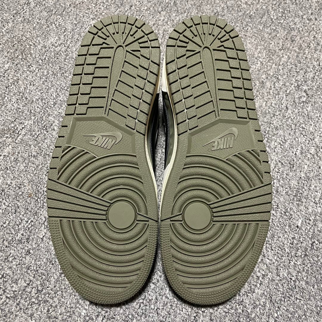 Travis Scott × Nike Air Jordan 1 Low OG SP "Olive"
