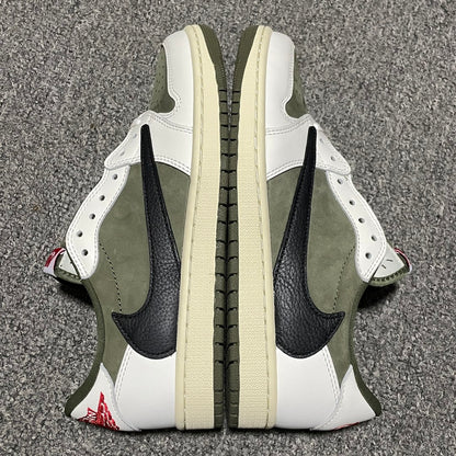 Travis Scott × Nike Air Jordan 1 Low OG SP "Olive"