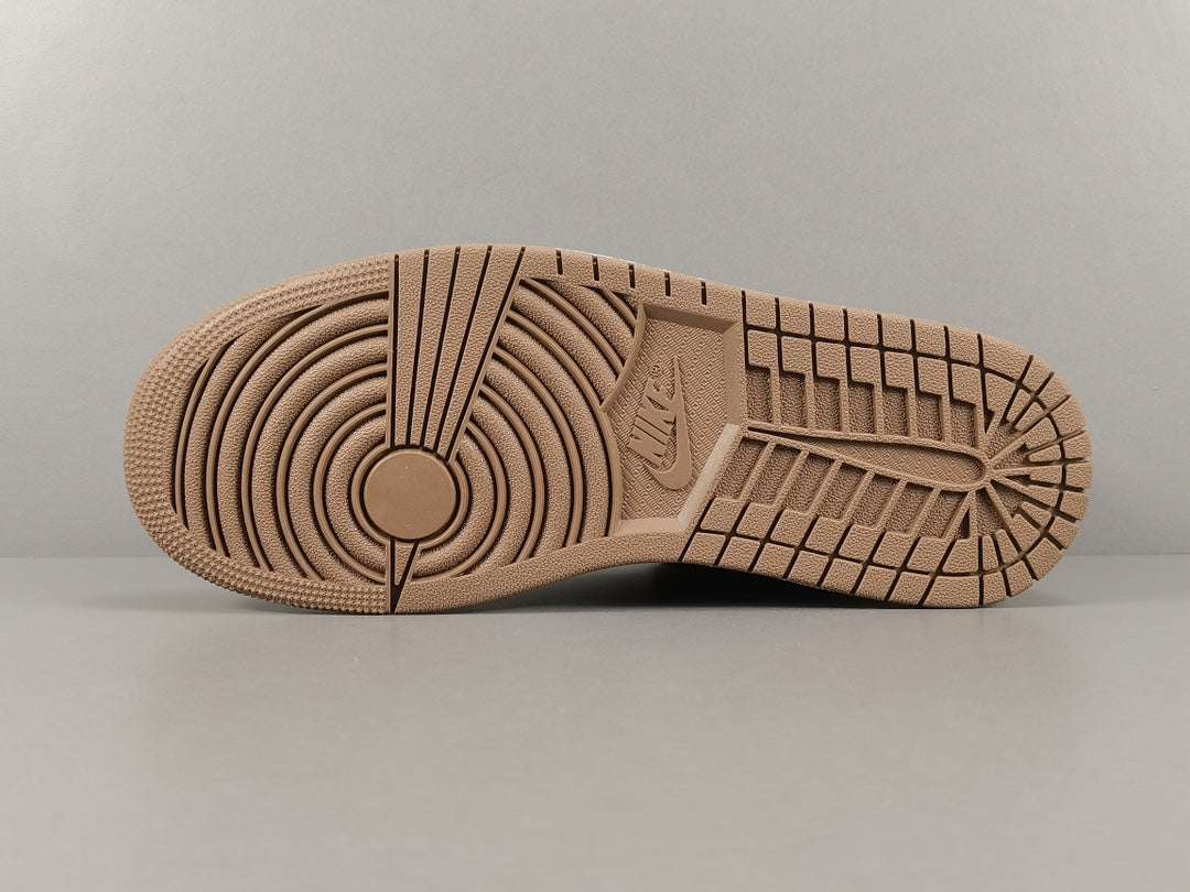 Nike Air Jordan 1 Retro High OG "Palomino"