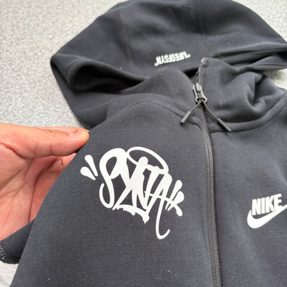 Syna Techfleece セットアップ