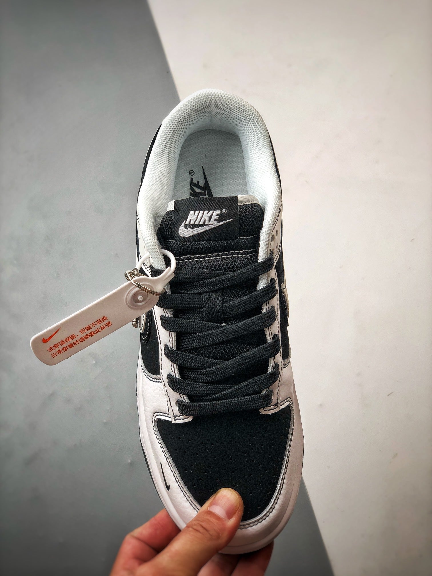 Supreme x NK Dunk Low Retro